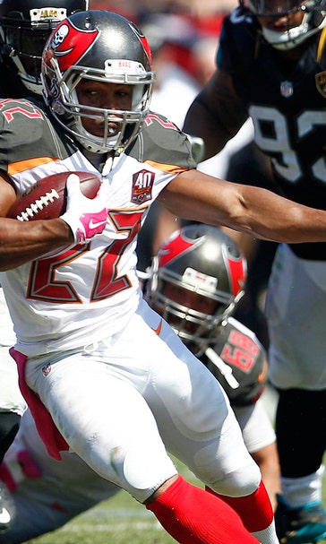 Doug Martin's 3 TDs help Buccaneers top Jaguars to snap home losing streak